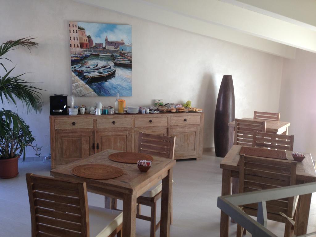 La Casa Di Pier Hotell Olbia Exteriör bild