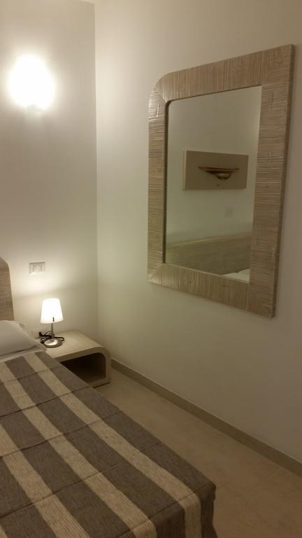 La Casa Di Pier Hotell Olbia Exteriör bild